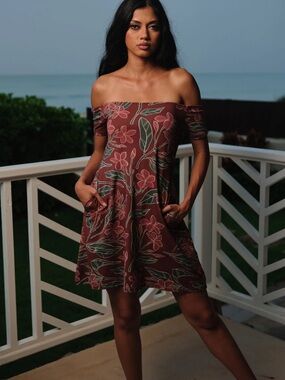 KAHULALEʻA DRESS LAULE'A BURGUNDY PUA MELIA